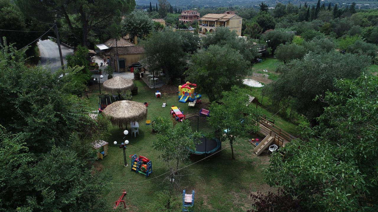 Spiti Nikos Aparthotel Danilia Luaran gambar