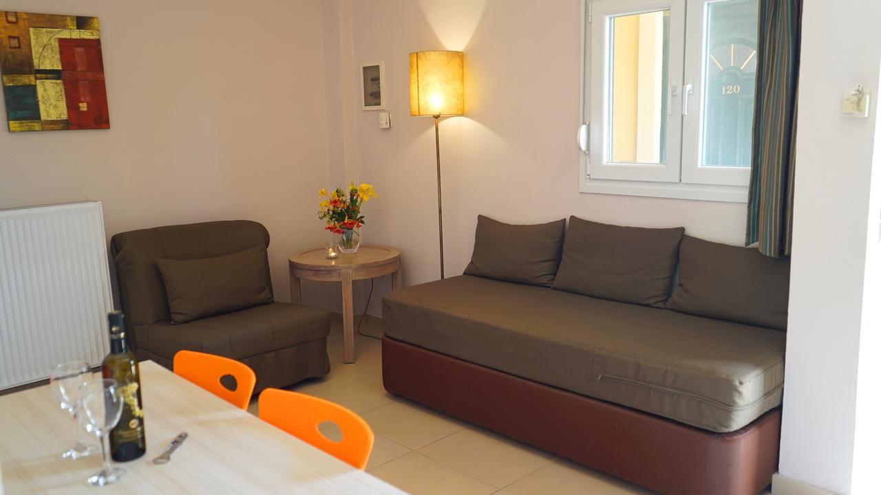 Spiti Nikos Aparthotel Danilia Luaran gambar