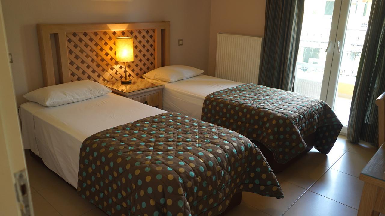 Spiti Nikos Aparthotel Danilia Luaran gambar