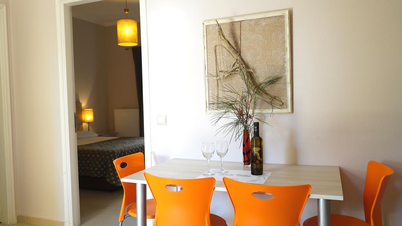 Spiti Nikos Aparthotel Danilia Luaran gambar